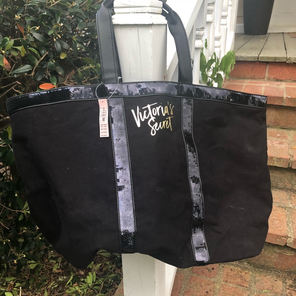 New with tags Victoria’s Secret Tote bag